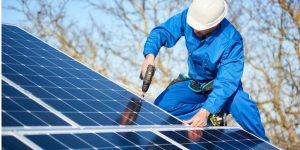 Installation Maintenance Panneaux Solaires Photovoltaïques à Lioux-les-Monges